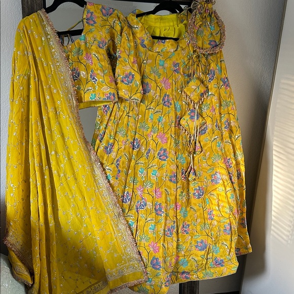 Brand new 4 piece set Vibrant Yellow Floral Lehenga for Women - Picture 1 of 9